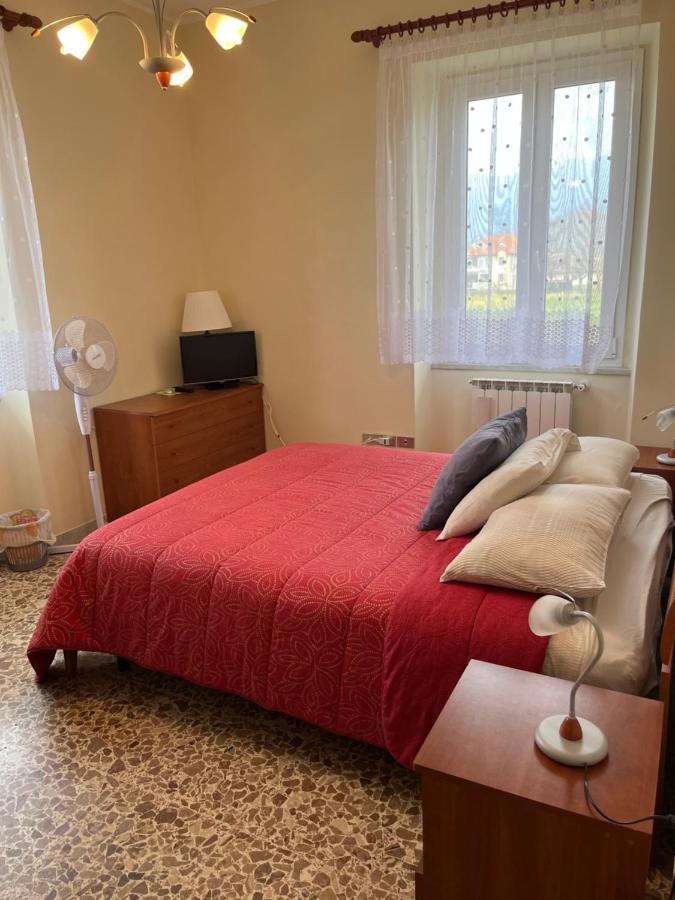 Bed And Breakfast Elisa Sonnino Exterior photo